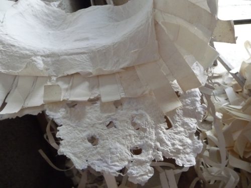 robe-blanc-et-or-detail 3