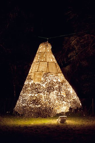 la-grande-robe-pate-a-papier 5